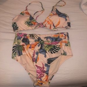 Floral Swimsuit fab’rik